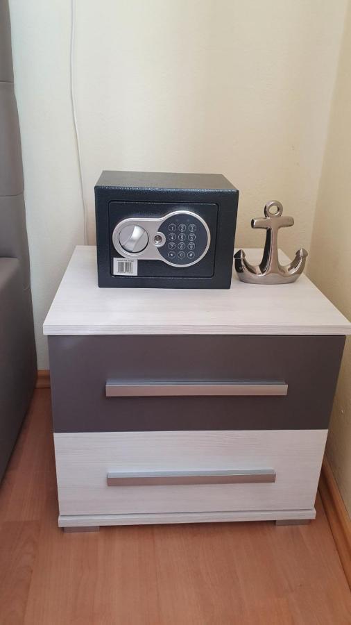 Apartmani Strigo 메덜린 외부 사진